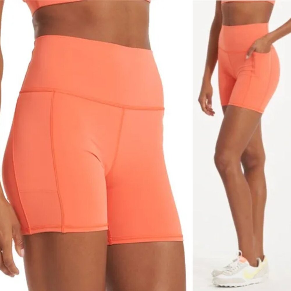 Vuori Coral Bike Shorts - Picture 3 of 16
